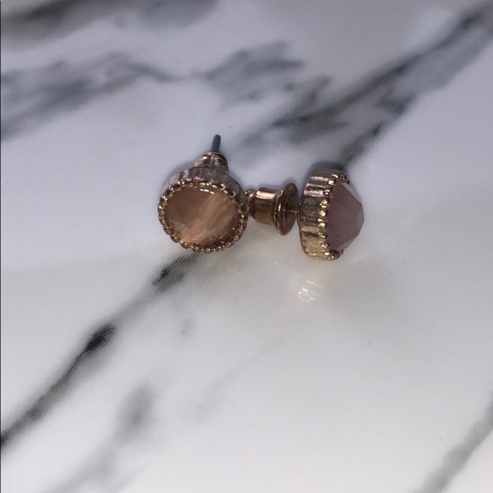 ✨Buy 1 get 1 free!!✨ Nude and gold earrings